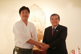 元通商産業大臣　深谷隆司 先生